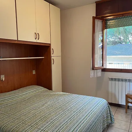 Lignano Pineta Flat With Balcony Апартаменты *