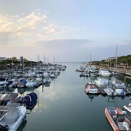 Lignano Pineta Flat With Balcony *